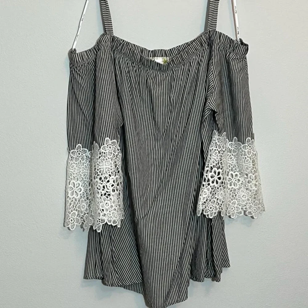 Women’s blouse - Picture 3 of 5